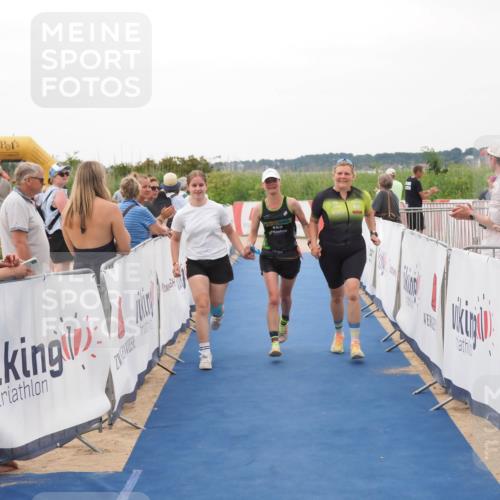 22.06.2025 - Viking Triathlon MichiJ http://msf.ph/oto/8077950 22.06.2025 15:55:07 Ziel 636 meine-sportfotos.de