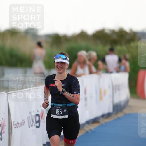 22.06.2025 - Viking Triathlon Yannick Fuchs http://msf.ph/oto/8077961 22.06.2025 16:30:44 Ziel 165 meine-sportfotos.de