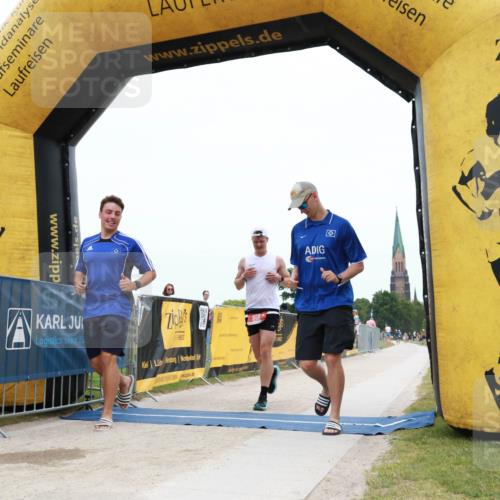 22.06.2025 - Viking Triathlon H.Heesch http://msf.ph/oto/8077970 22.06.2025 15:22:39 Laufen 658 meine-sportfotos.de