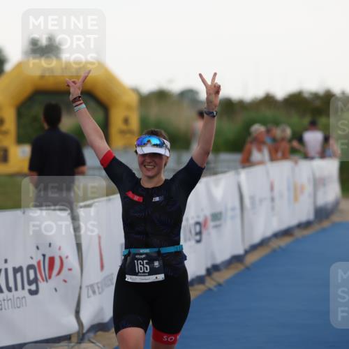 22.06.2025 - Viking Triathlon Yannick Fuchs http://msf.ph/oto/8077972 22.06.2025 16:30:46 Ziel 165 meine-sportfotos.de