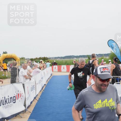 22.06.2025 - Viking Triathlon MichiJ http://msf.ph/oto/8077973 22.06.2025 14:36:05 Ziel 620 meine-sportfotos.de