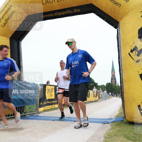 22.06.2025 - Viking Triathlon H.Heesch http://msf.ph/oto/8077976 22.06.2025 15:22:39 Laufen 658 meine-sportfotos.de