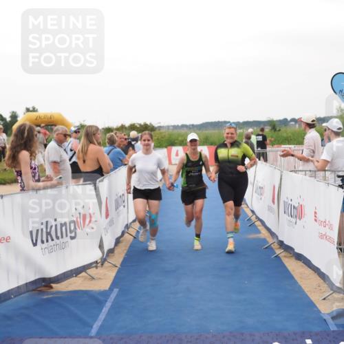 22.06.2025 - Viking Triathlon MichiJ http://msf.ph/oto/8077998 22.06.2025 15:55:08 Ziel 636 meine-sportfotos.de