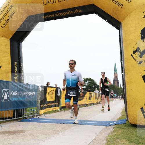 22.06.2025 - Viking Triathlon H.Heesch http://msf.ph/oto/8078021 22.06.2025 15:23:53 Laufen 223, 366, 540, 621 meine-sportfotos.de