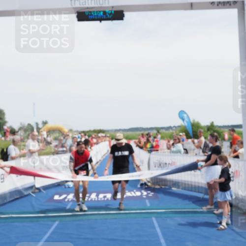 22.06.2025 - Viking Triathlon MichiJ http://msf.ph/oto/8078036 22.06.2025 14:09:46 Ziel 641 meine-sportfotos.de