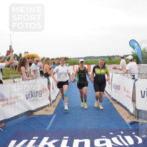 22.06.2025 - Viking Triathlon MichiJ http://msf.ph/oto/8078040 22.06.2025 15:55:08 Ziel 636 meine-sportfotos.de