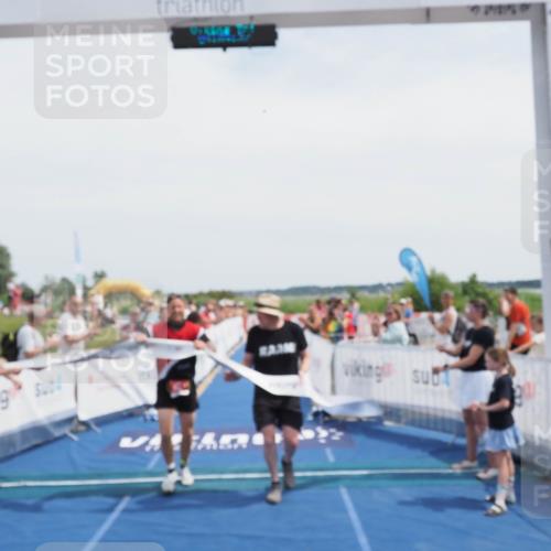 22.06.2025 - Viking Triathlon MichiJ http://msf.ph/oto/8078059 22.06.2025 14:09:47 Ziel 641 meine-sportfotos.de