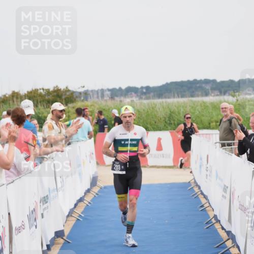 22.06.2025 - Viking Triathlon MichiJ http://msf.ph/oto/8078074 22.06.2025 14:37:05 Ziel 289 meine-sportfotos.de