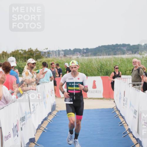 22.06.2025 - Viking Triathlon MichiJ http://msf.ph/oto/8078086 22.06.2025 14:37:05 Ziel 289 meine-sportfotos.de