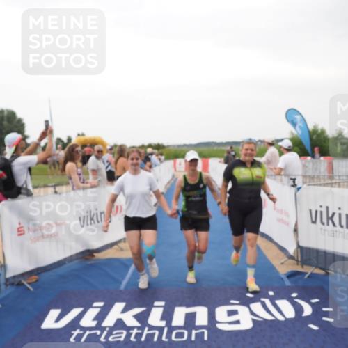 22.06.2025 - Viking Triathlon MichiJ http://msf.ph/oto/8078088 22.06.2025 15:55:09 Ziel 636 meine-sportfotos.de