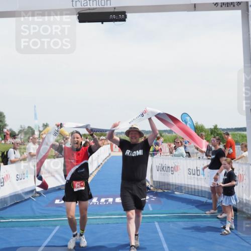 22.06.2025 - Viking Triathlon MichiJ http://msf.ph/oto/8078110 22.06.2025 14:09:47 Ziel 641 meine-sportfotos.de