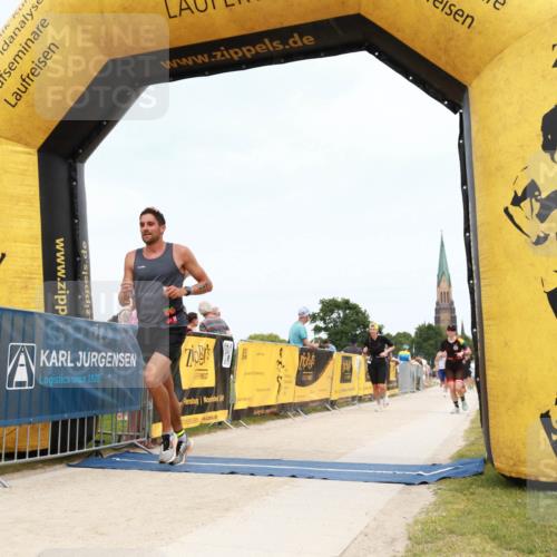 22.06.2025 - Viking Triathlon H.Heesch http://msf.ph/oto/8078136 22.06.2025 14:36:58 Laufen 16, 289, 643 meine-sportfotos.de