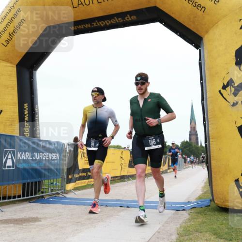 22.06.2025 - Viking Triathlon H.Heesch http://msf.ph/oto/8078144 22.06.2025 15:25:11 Laufen 91, 186, 394 meine-sportfotos.de