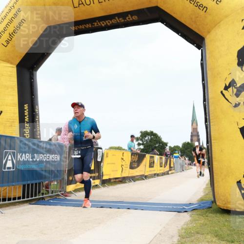 22.06.2025 - Viking Triathlon H.Heesch http://msf.ph/oto/8078186 22.06.2025 14:37:14 Laufen 253, 363 meine-sportfotos.de