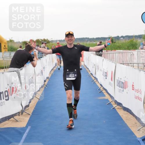 22.06.2025 - Viking Triathlon MichiJ http://msf.ph/oto/8078194 22.06.2025 16:03:03 Ziel 403, 650 meine-sportfotos.de