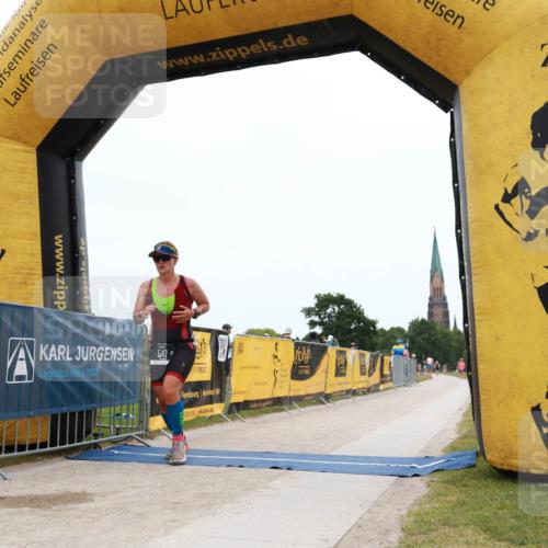 22.06.2025 - Viking Triathlon H.Heesch http://msf.ph/oto/8078200 22.06.2025 15:26:02 Laufen 547 meine-sportfotos.de
