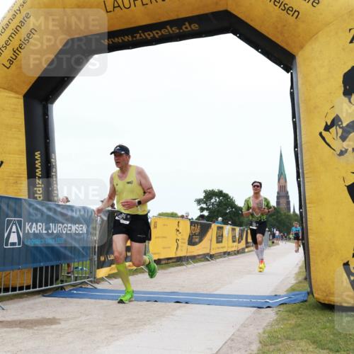 22.06.2025 - Viking Triathlon H.Heesch http://msf.ph/oto/8078215 22.06.2025 15:26:32 Laufen 220, 234 meine-sportfotos.de