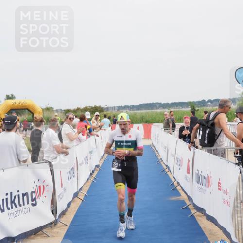 22.06.2025 - Viking Triathlon MichiJ http://msf.ph/oto/8078217 22.06.2025 14:37:07 Ziel 289 meine-sportfotos.de