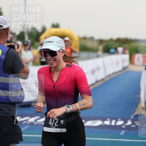 22.06.2025 - Viking Triathlon Yannick Fuchs http://msf.ph/oto/8078243 22.06.2025 16:35:35 Ziel 472 meine-sportfotos.de