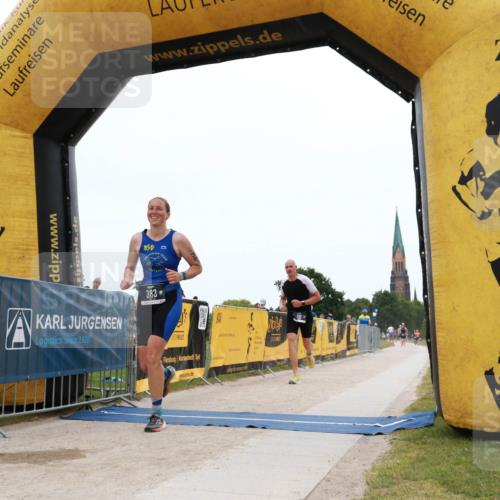 22.06.2025 - Viking Triathlon H.Heesch http://msf.ph/oto/8078257 22.06.2025 15:27:04 Laufen 110, 383, 507 meine-sportfotos.de