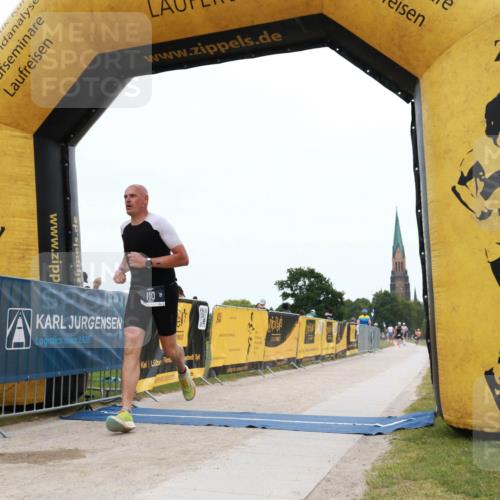 22.06.2025 - Viking Triathlon H.Heesch http://msf.ph/oto/8078263 22.06.2025 15:27:06 Laufen 110, 383, 507 meine-sportfotos.de