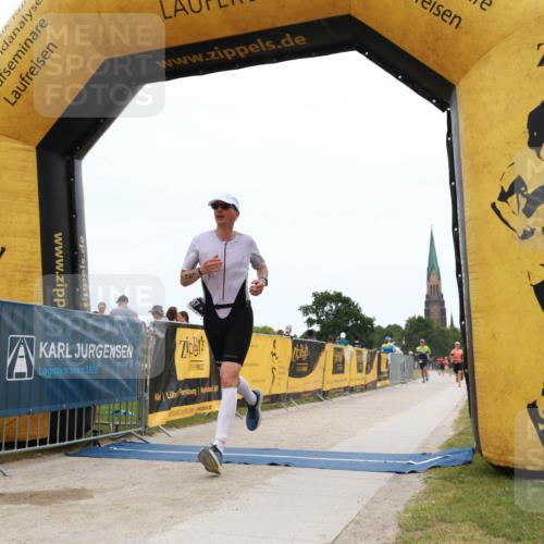22.06.2025 - Viking Triathlon H.Heesch http://msf.ph/oto/8078275 22.06.2025 15:27:20 Laufen 487, 513 meine-sportfotos.de
