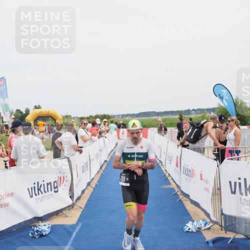 22.06.2025 - Viking Triathlon MichiJ http://msf.ph/oto/8078278 22.06.2025 14:37:08 Ziel 289 meine-sportfotos.de