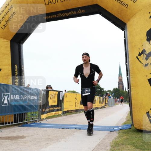 22.06.2025 - Viking Triathlon H.Heesch http://msf.ph/oto/8078302 22.06.2025 15:27:30 Laufen 130, 418, 419 meine-sportfotos.de