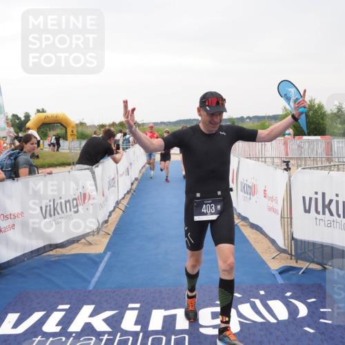 22.06.2025 - Viking Triathlon MichiJ http://msf.ph/oto/8078306 22.06.2025 16:03:04 Ziel 403, 650 meine-sportfotos.de