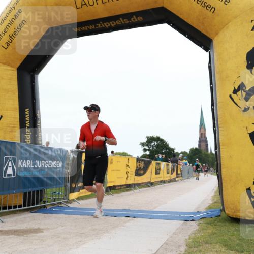 22.06.2025 - Viking Triathlon H.Heesch http://msf.ph/oto/8078308 22.06.2025 15:27:41 Laufen 106 meine-sportfotos.de