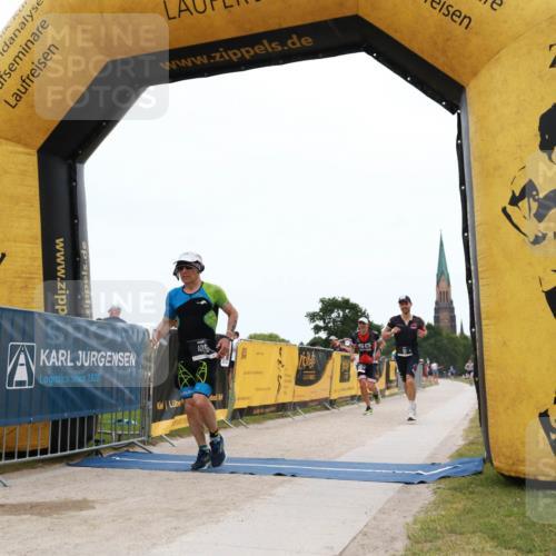 22.06.2025 - Viking Triathlon H.Heesch http://msf.ph/oto/8078311 22.06.2025 15:27:50 Laufen 61, 313, 489 meine-sportfotos.de