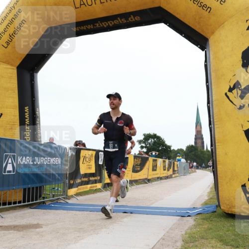 22.06.2025 - Viking Triathlon H.Heesch http://msf.ph/oto/8078317 22.06.2025 15:27:51 Laufen 61, 313, 489 meine-sportfotos.de