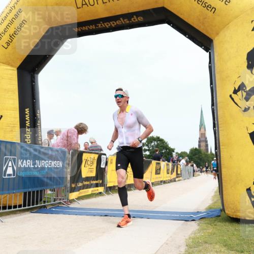 22.06.2025 - Viking Triathlon H.Heesch http://msf.ph/oto/8078328 22.06.2025 14:39:46 Laufen 381 meine-sportfotos.de