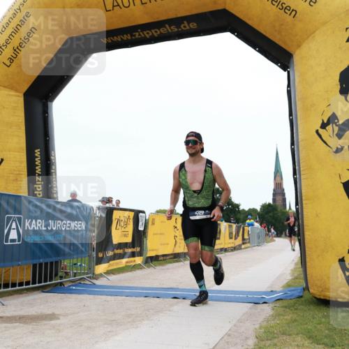 22.06.2025 - Viking Triathlon H.Heesch http://msf.ph/oto/8078336 22.06.2025 15:28:33 Laufen 296 meine-sportfotos.de