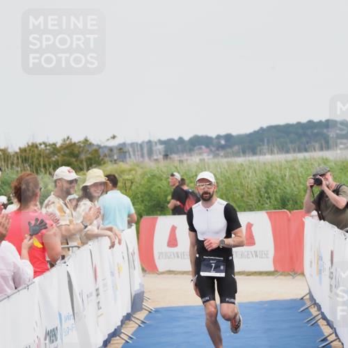 22.06.2025 - Viking Triathlon MichiJ http://msf.ph/oto/8078345 22.06.2025 14:37:43 Ziel 7 meine-sportfotos.de