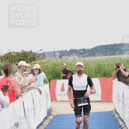 22.06.2025 - Viking Triathlon MichiJ http://msf.ph/oto/8078363 22.06.2025 14:37:43 Ziel 7 meine-sportfotos.de
