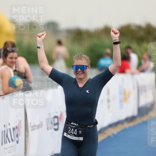 22.06.2025 - Viking Triathlon Yannick Fuchs http://msf.ph/oto/8078374 22.06.2025 16:36:22 Ziel 244 meine-sportfotos.de