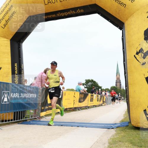 22.06.2025 - Viking Triathlon H.Heesch http://msf.ph/oto/8078386 22.06.2025 14:40:13 Laufen 234, 372, 619 meine-sportfotos.de