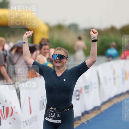22.06.2025 - Viking Triathlon Yannick Fuchs http://msf.ph/oto/8078387 22.06.2025 16:36:23 Ziel 244 meine-sportfotos.de