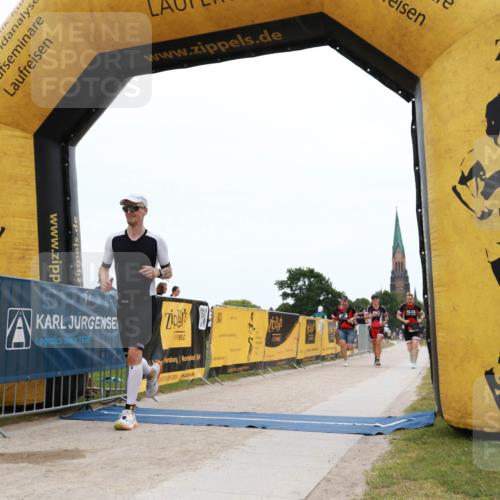 22.06.2025 - Viking Triathlon H.Heesch http://msf.ph/oto/8078407 22.06.2025 15:29:23 Laufen 83, 360, 509, 639 meine-sportfotos.de