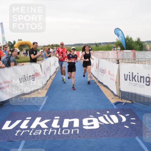 22.06.2025 - Viking Triathlon MichiJ http://msf.ph/oto/8078408 22.06.2025 16:03:06 Ziel 403, 650 meine-sportfotos.de
