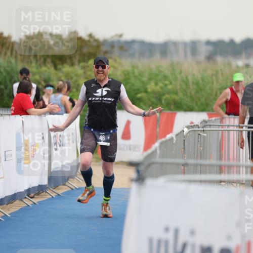 22.06.2025 - Viking Triathlon Yannick Fuchs http://msf.ph/oto/8078428 22.06.2025 16:36:43 Ziel 48 meine-sportfotos.de