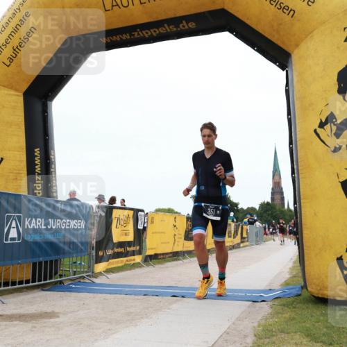 22.06.2025 - Viking Triathlon H.Heesch http://msf.ph/oto/8078430 22.06.2025 15:29:37 Laufen 168, 351 meine-sportfotos.de