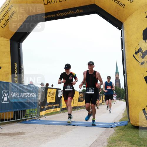 22.06.2025 - Viking Triathlon H.Heesch http://msf.ph/oto/8078434 22.06.2025 15:29:48 Laufen 308, 379, 433 meine-sportfotos.de