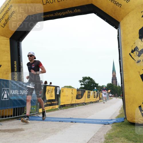 22.06.2025 - Viking Triathlon H.Heesch http://msf.ph/oto/8078444 22.06.2025 15:29:51 Laufen 308, 379, 433 meine-sportfotos.de