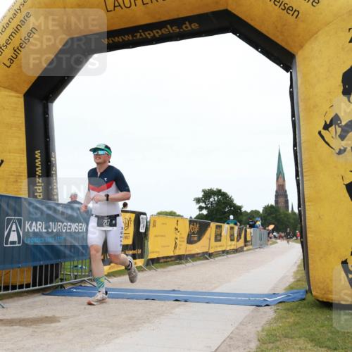 22.06.2025 - Viking Triathlon H.Heesch http://msf.ph/oto/8078448 22.06.2025 15:29:56 Laufen 217, 433 meine-sportfotos.de