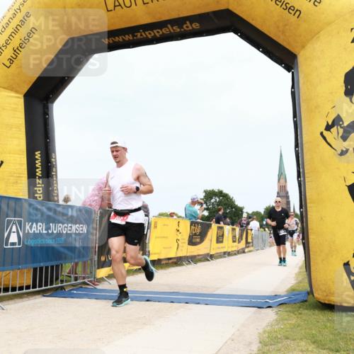 22.06.2025 - Viking Triathlon H.Heesch http://msf.ph/oto/8078457 22.06.2025 14:40:51 Laufen 460, 658 meine-sportfotos.de