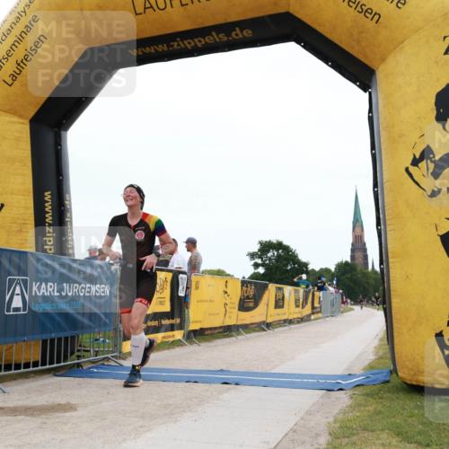 22.06.2025 - Viking Triathlon H.Heesch http://msf.ph/oto/8078506 22.06.2025 15:31:10 Laufen 425, 500 meine-sportfotos.de