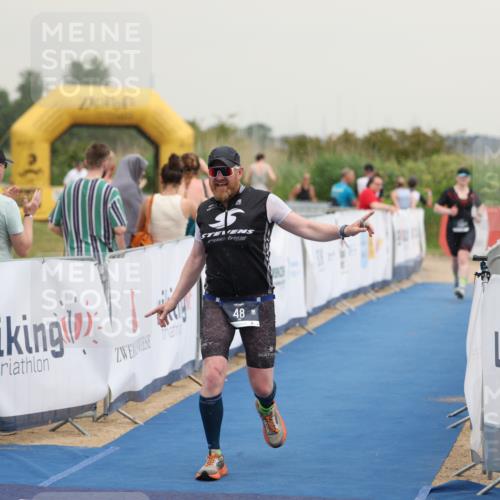 22.06.2025 - Viking Triathlon Yannick Fuchs http://msf.ph/oto/8078508 22.06.2025 16:36:48 Ziel 48, 240 meine-sportfotos.de