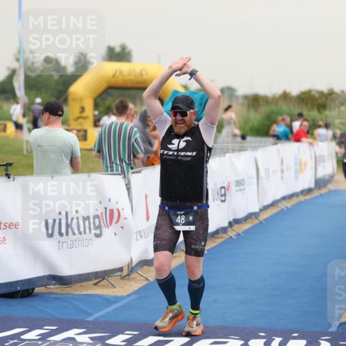 22.06.2025 - Viking Triathlon Yannick Fuchs http://msf.ph/oto/8078519 22.06.2025 16:36:49 Ziel 48, 240 meine-sportfotos.de